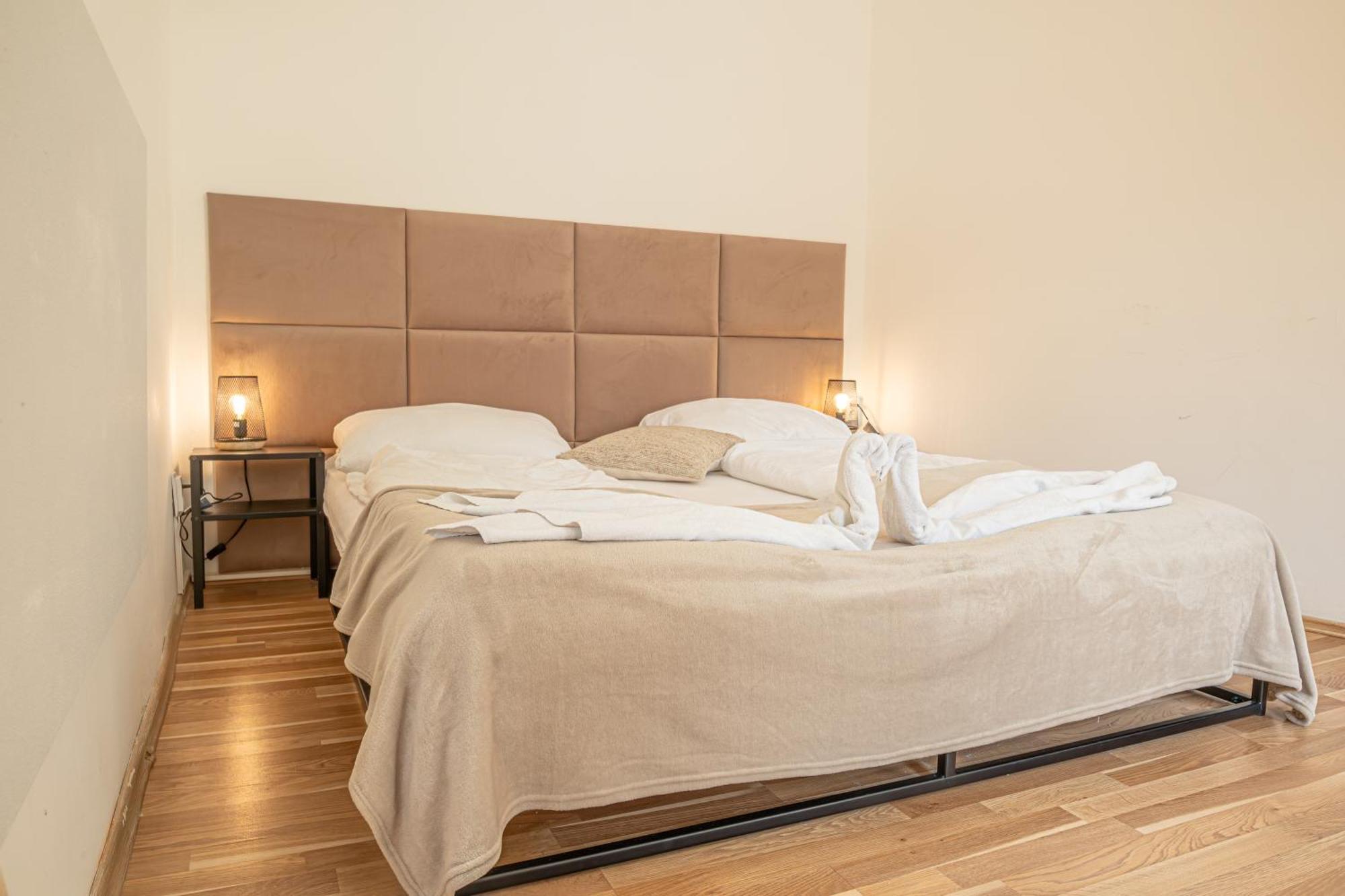 Inviting Economy 1br Apt. With The Location Apartament Wiedeń